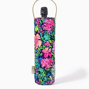 3 of 6 NWT LILLY PULITZER Festive Fantasy Insulated Wine Bag Bottle Hold…